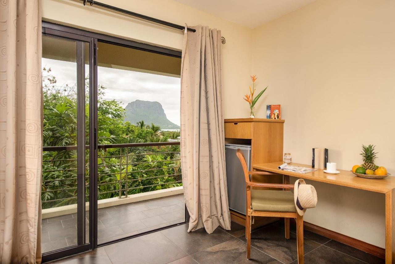 Happy Days Guest House Le Morne Exteriör bild