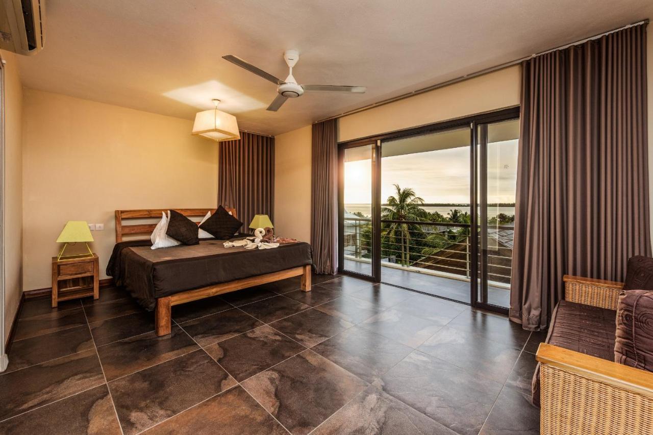 Happy Days Guest House Le Morne Exteriör bild