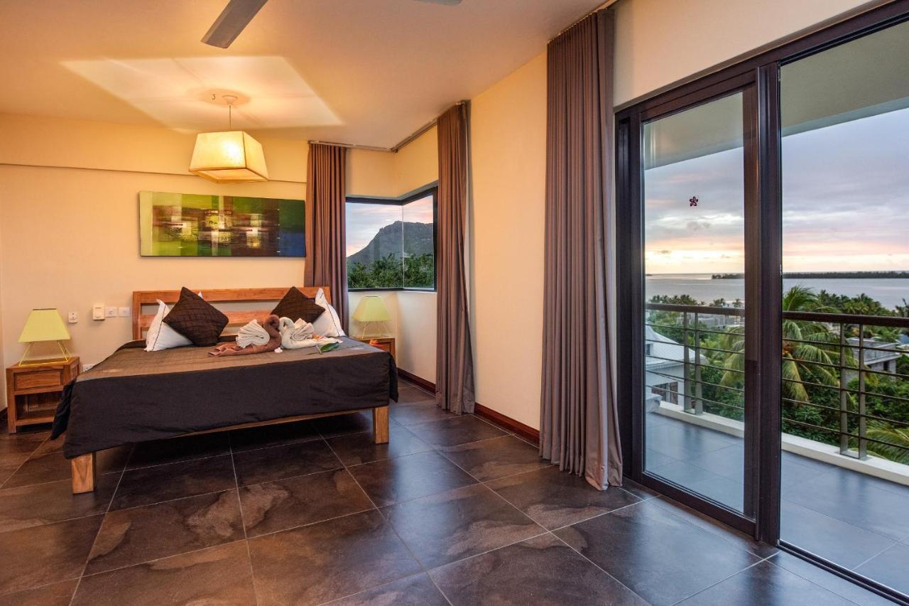 Happy Days Guest House Le Morne Exteriör bild