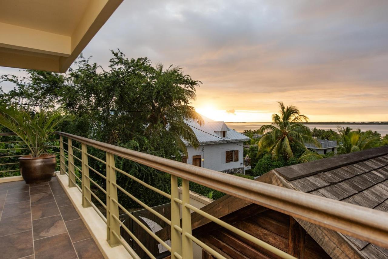 Happy Days Guest House Le Morne Exteriör bild